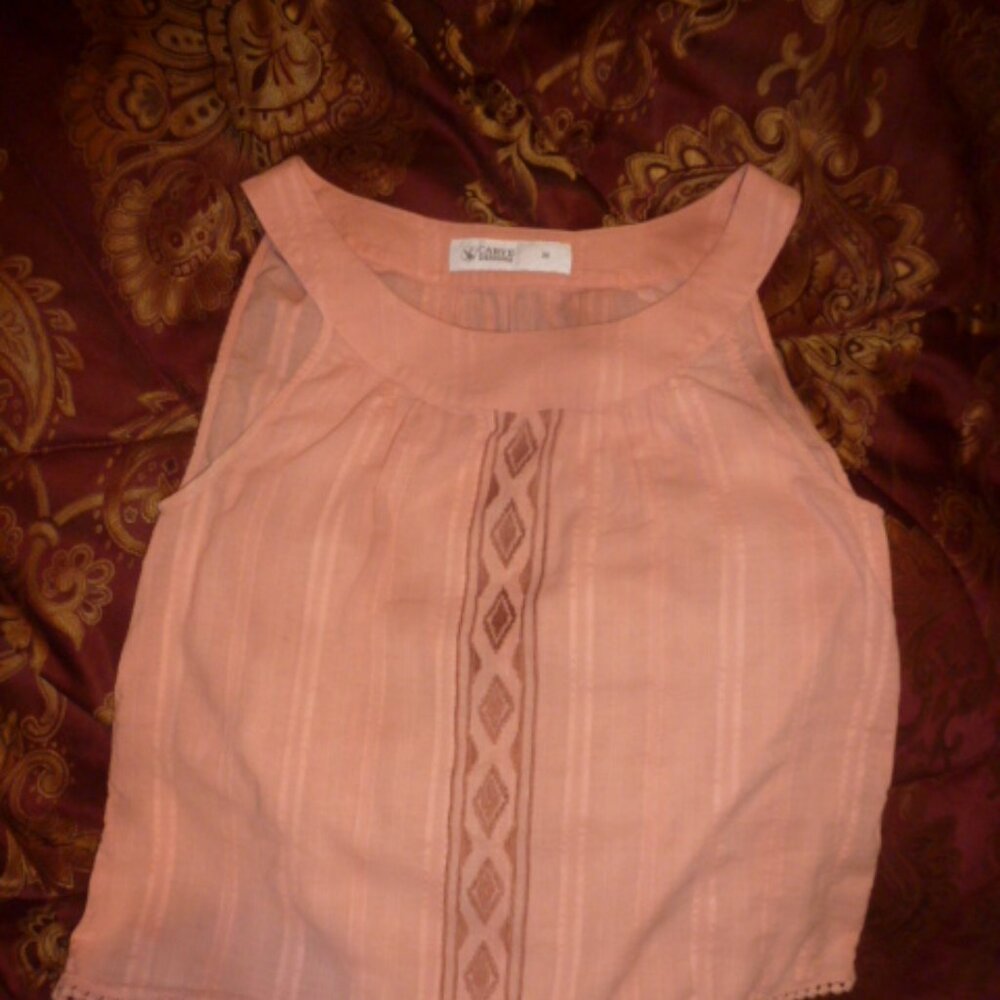 Carve Designs Sleeveless Organic Cotton Top w/ Embroidery – Medium, Peach 🌸